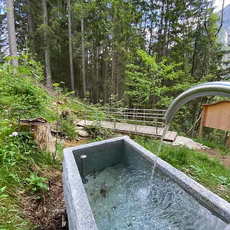 شقة In Holzgau/tirol 616 *