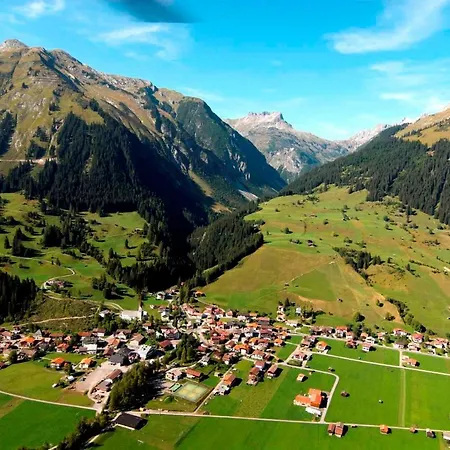 In Holzgau/tirol 616